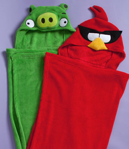 Angry_Birds_Hooded_Blankets_LARGE_1